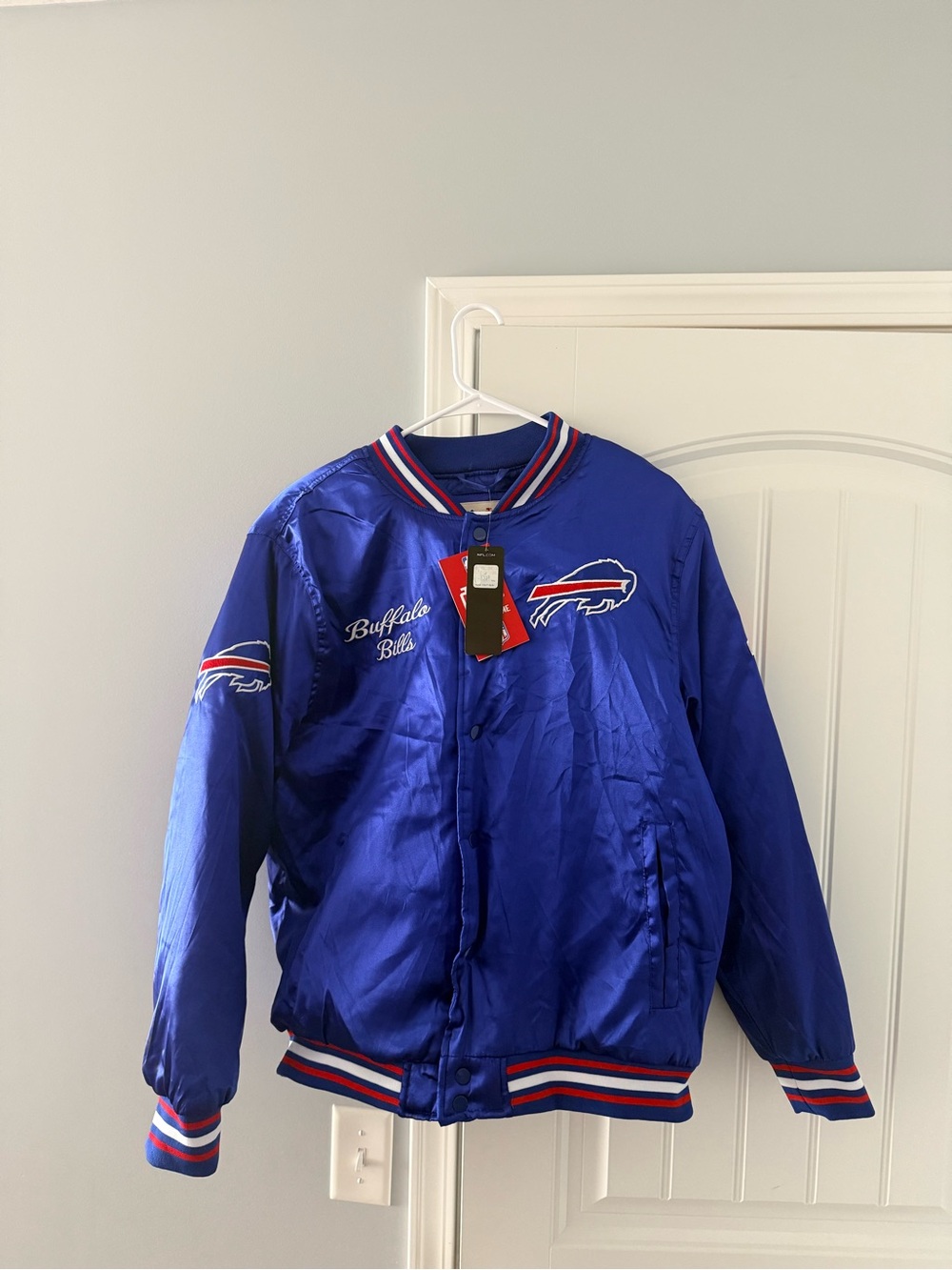 NEW - Size L - Buffalo Bills NFL Blue Satin Bomber Jacket - Picture 4 of 5